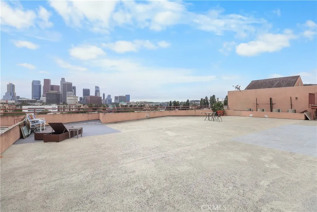 918 W College Street 317, Los Angeles, California 90012 home-pic-26